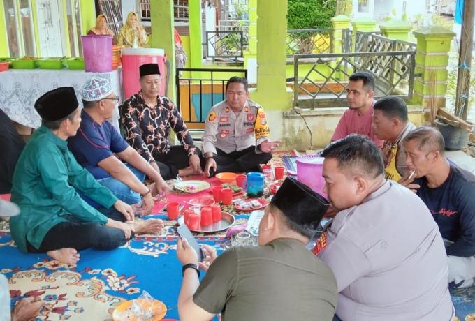 Polsek Gaung terus Laksanakan Sosialisasi Bersama Kades Dan Perangkat Desa wujudkan pilkada damai