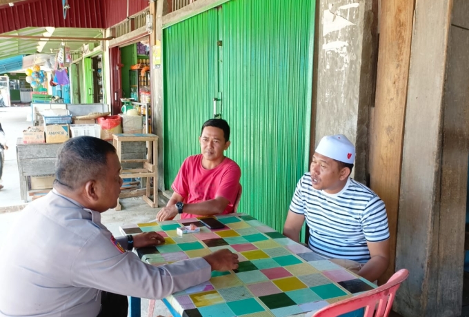 Sinergi Bhabinkamtibmas bersama Tokoh Pemuda Wujudkan Pilkada Damai di Desa Belantaraya Kecamatan Gaung 