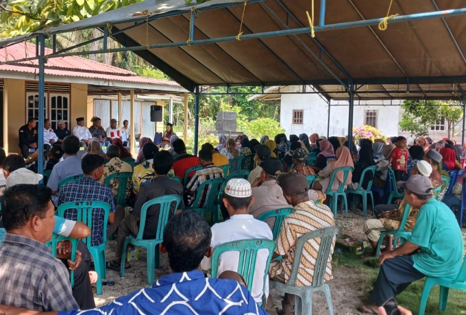 Ratusan Masyarakat Kijang Makmur Tapung Hilir Doakan Yusri-Rinto Menang Pilkada Kampar 