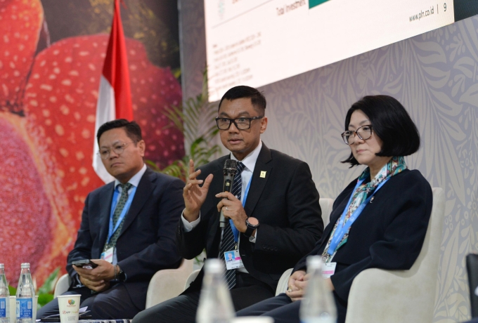 CEO Climate Talks: PLN Siap Dukung Pemerintah Capai 75% Energi Terbarukan hingga Tahun 2040