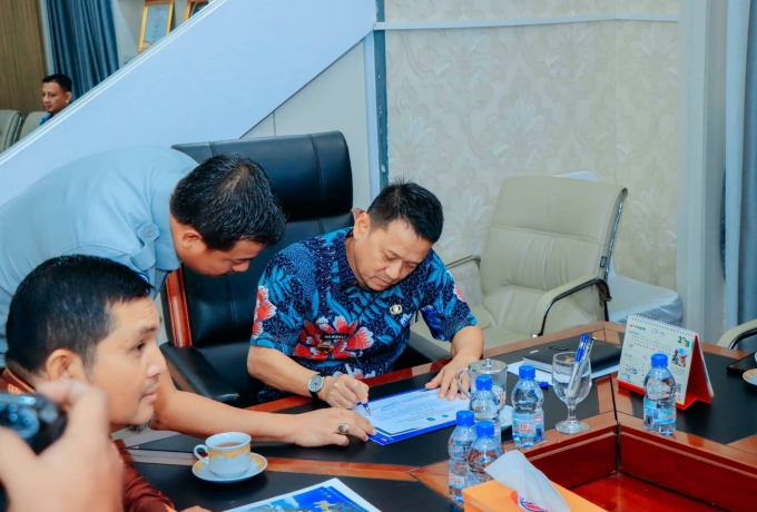 Jasa Raharja Cabang Riau Bersama Samsat Bangkinang Lakukan Audiensi dengan Pj Bupati Kampar