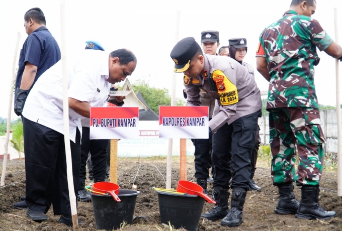 Suhermi Hadiri Kick Off Ketahanan Pangan Tingkat Kabupaten Kampar