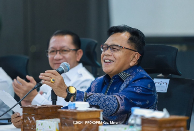 Plt. Bupati Asmar Realisasikan Pembayaran TPP ASN dan ADD Desa