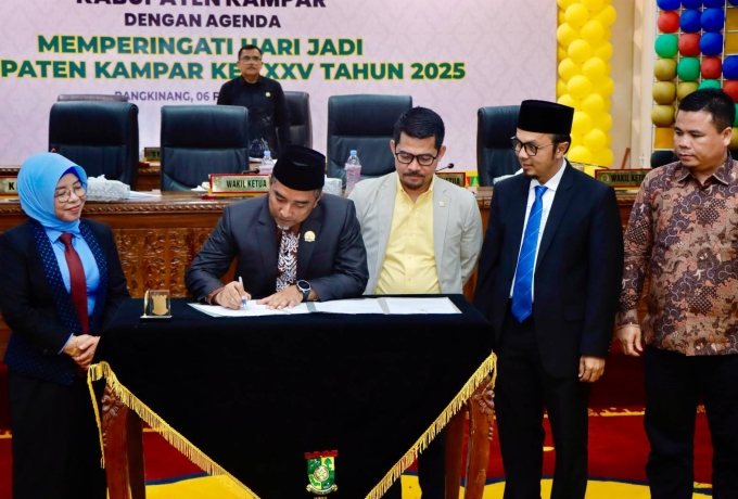 Paripurna DPRD Kampar Umumkan Bupati- Wakil Bupati Kampar Terpilih