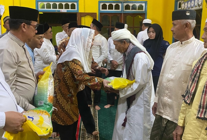 Cen Sui Lan dan Jarmin Hadiri Muhibah Ramadhan di Desa Sededap