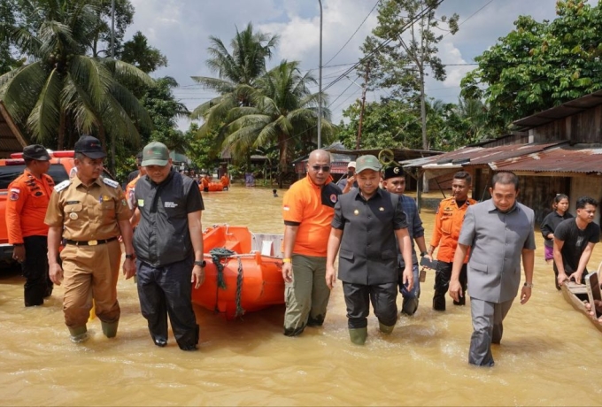 Pemprov Riau Salurkan Bantuan Banjir ke 6 Kabupaten/Kota