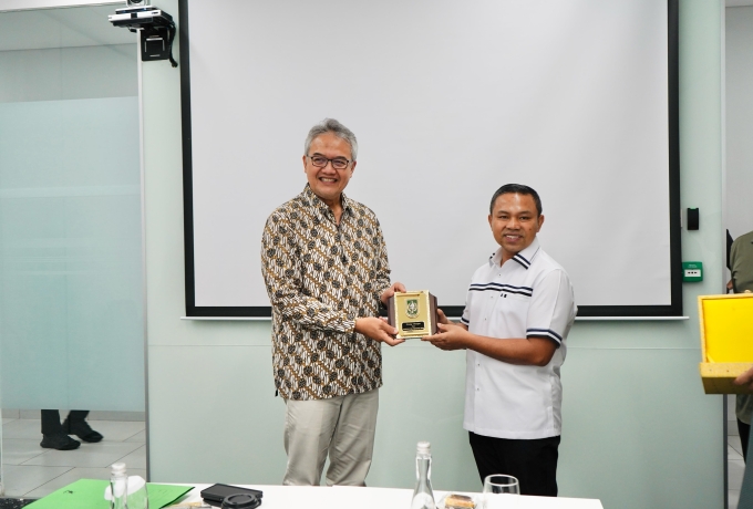 Gubri Abdul Wahid Kunjungi PHR, Bahas Potensi Kerja Sama untuk Pertumbuhan Ekonomi Riau