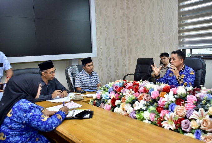 Komisi I DPRD Kampar Rapat Dengar Pendapat dengan Kominfo Sandi Kampar
