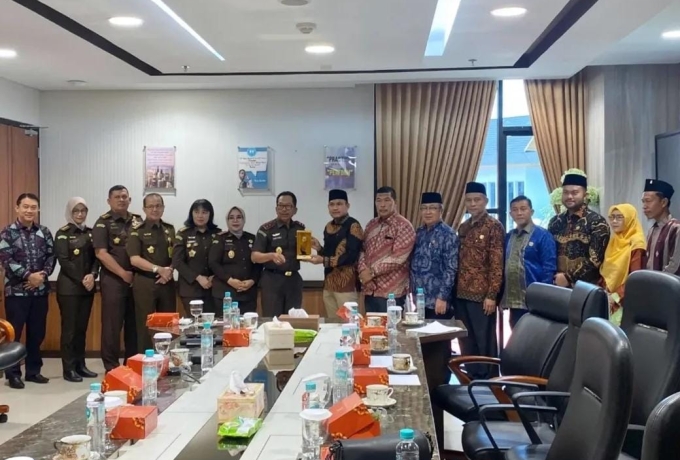 Komisi I DPRD Riau Kunker ke Kejati