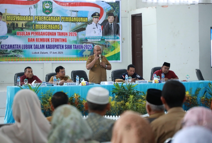 Wabup Siak, Janji Jalan Bhayangkara Lubuk Dalam Tahun ini di Aspal