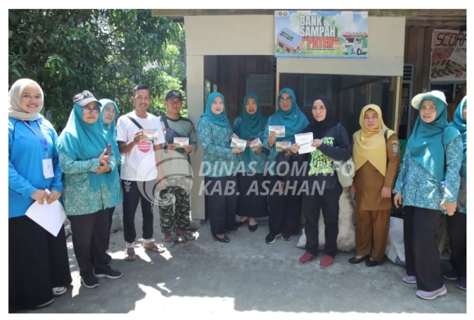 Ketua PKK Kabupaten Asahan Monitoring Lomba Hatinya PKK Tingkat Sumut di Desa Banjar