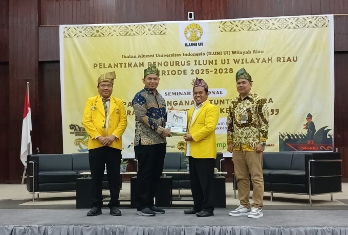 SPRH Jalin Kerjasama Dengan ILUNI UI Dalam Budidaya Kelapa Ganjar