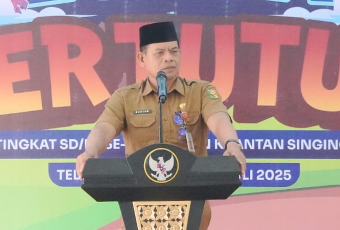 Bupati Kuansing Apresiasi Lomba Bertutur SD/MI, Dorong Generasi Muda Cinta Budaya