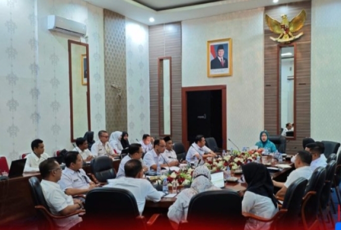Ketua TP PKK Rohul Yeni Pimpin Rapat Penyusunan RKPD Perubahan Terkait Kegiatan Tahun 2025