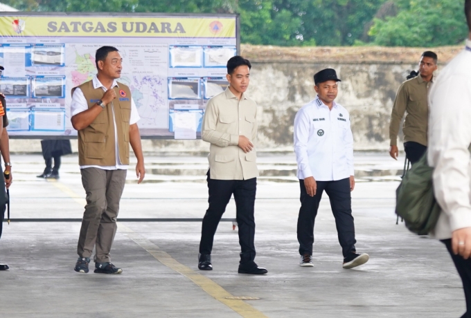 Mendarat di Pekanbaru, Wapres Gibran Fokus Awasi Bantuan Subsidi Upah bagi Pekerja