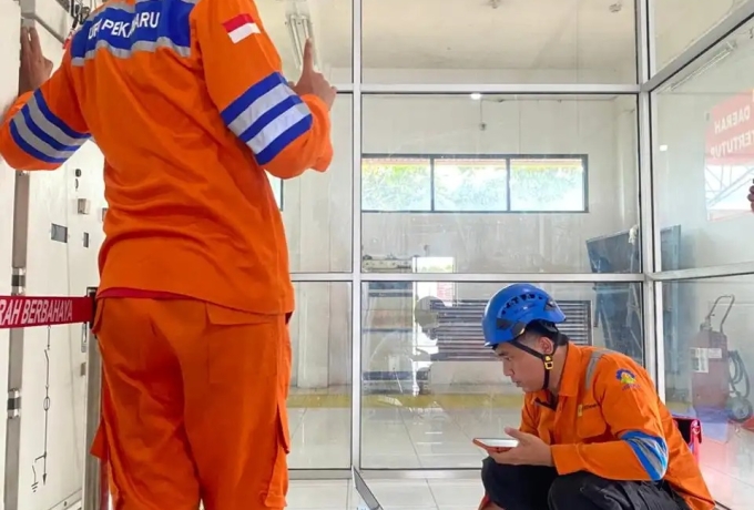 PLN Perkuat Keandalan Listrik di Riau Melalui Pemeriksaan Keamanan Sistem di GI Taluk Kuantan