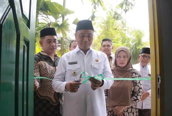 Wawako Pekanbaru Resmikan RLH Bantuan Baznas Riau di Bencah Lesung