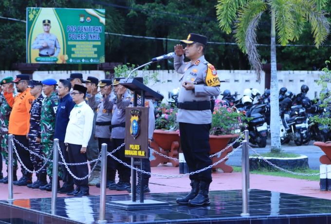 Kapolres Inhil AKBP Farouk Oktora S.H, S.I.K, Pimpin Apel Pengamanan Pawai Malam Takbir Idul Fitri 1447 H di Inhil, Libatkan 258 Personel Gabungan