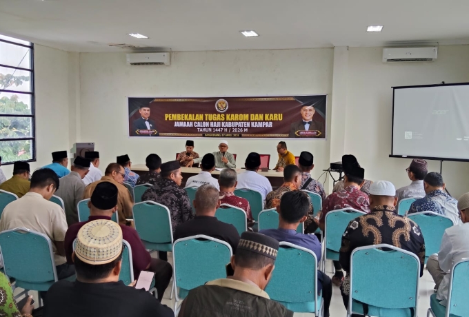 Kemenag Kampar Bekali Karom dan Karu Kawal 452 Jamaah ke Tanah Suci