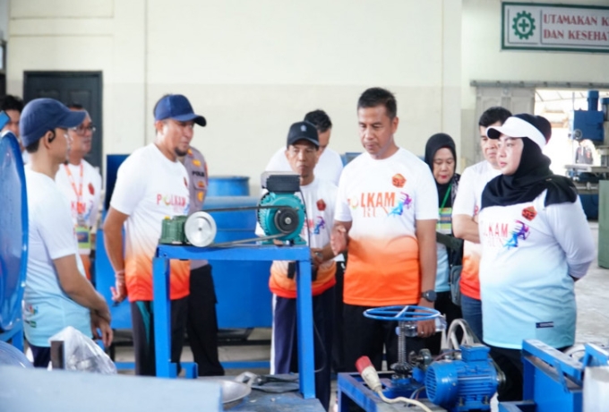 Tinjau Workshop Polkam, Ahmad Yuzar Tekankan Pentingnya Pendidikan Berbasis Industri