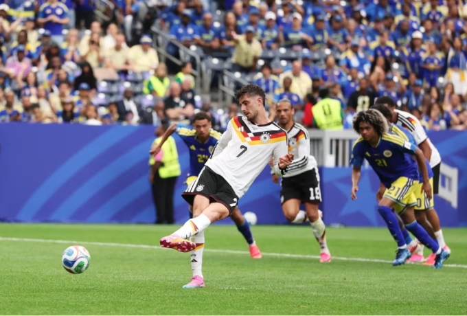 Jerman Pesta Gol, Hancurkan Debutan Curacao