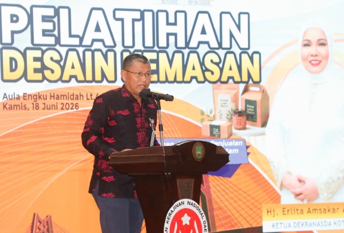 Sekda Firmansyah Buka Pelatihan Desain Kemasan, Dorong IKM Batam Naik Kelas dan Tembus Pasar Global