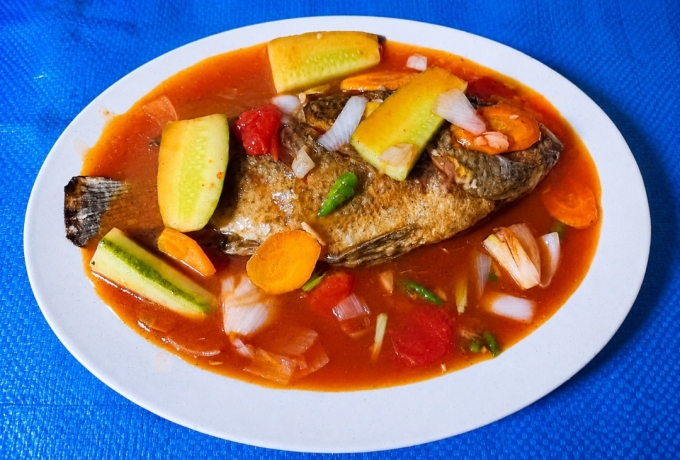 Perpaduan Gurih dan Segar, Ikan Nila Asam Manis Jadi Favorit Pelanggan