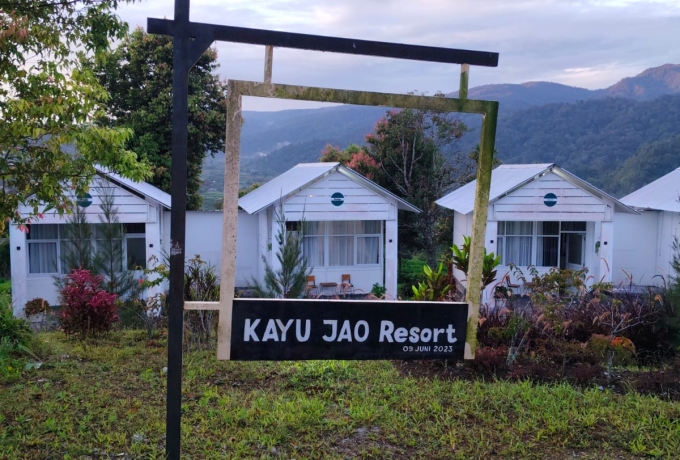 Kayu Jao Resort, Destinasi Healing di Kaki Gunung Talang dengan Panorama Perbukitan dan Kebun Teh