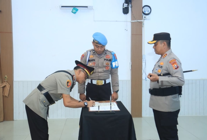 Polres Inhil Gelar Upacara Sertijab Kabagops, Kapolsek Pulau Burung dan Kapolsek Kempas