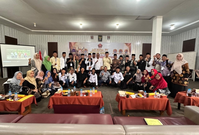 Aula Hotel Top 5 Jadi Saksi: PKDP Inhil Pilih Kebersamaan dan Silaturahmi di Bawah Komando Diki Nofriadi