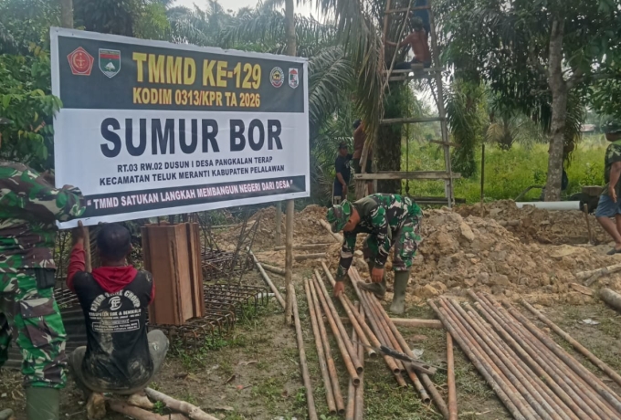 Hari Pertama Pasca-Pembukaan TMMD ke-129, Pembangunan Sumur Bor di Pangkalan Terap Capai 20 Persen