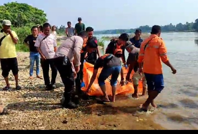 Pemuda yang Terjatuh dari Jembatan Panjang Rantau Berangin Ditemukan Meninggal Dunia