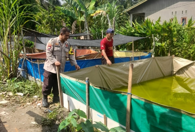 Kapolsek Keritang Apresiasi Bhabinkamtibmas Pengalihan Kawal Program Perikanan Warga