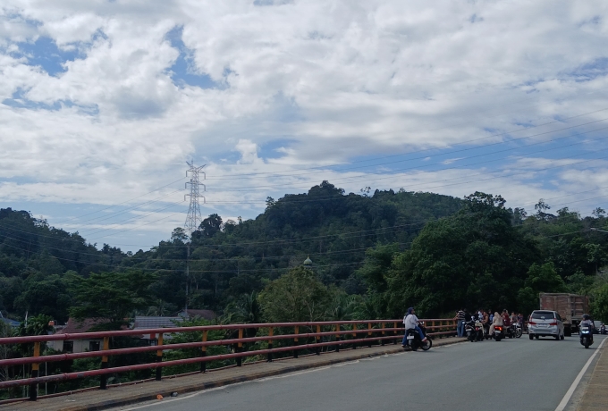 Diduga Bunuh Diri, Seorang Pria Terjun dari Jembatan Rantau Berangin