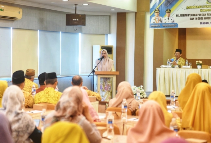 Dewi Ansar Buka Pelatihan APSI Bintan, Pengawasan Sekolah Jadi Kunci Peningkatan Kualitas Pendidikan