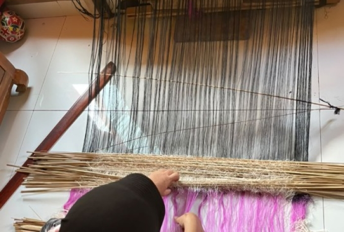 PLN Dorong Regenerasi Penenun Muda, Songket Banyuasin Gerakkan Ekonomi Desa Merah Mata