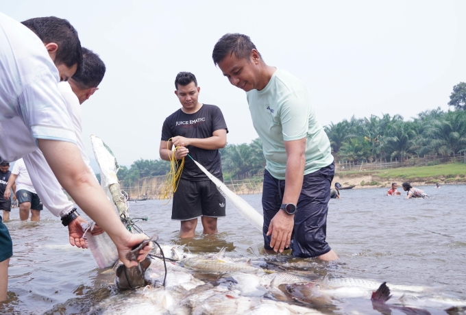 Mancokau Ikan Lubuk Larangan Tanjung Belit, Tradisi Lokal yang Jadi Pesona Wisata Kampar