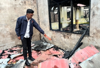 Satreskrim Polres Meranti Lakukan Olah TKP Kebakaran di Madrasah Al - Muhtadin