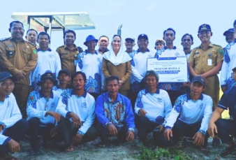 Natuna Gencarkan Peningkatan Sektor Pertanian, Pemkab Kembali Bagikan Alat untuk Petani