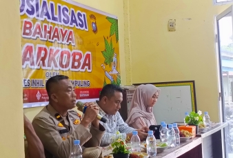 Polsek Tempuling Bersama Puskesmas Sei Salak Gelar Sosialisasi Bahaya Narkoba di Desa Mumpa
