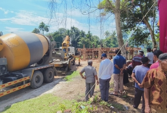 Syukuran Cor Lantai Dua Balai Adat, Persukuan Melayu Dt Majolelo Potong Dua Ekor Kambing