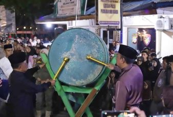Asmar Ajak Masyarakat Tanamkan Nilai Pengorbanan dan Persaudaraan