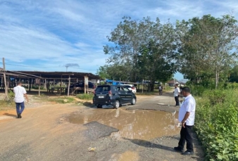 Jalan Rusak Hambat Perputaran Ekonomi Kampung Patin, Pemdes Koto Mesjid Dorong Perbaikan Infrastruktur