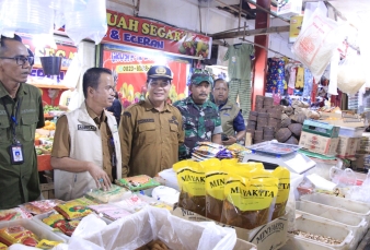 Pasokan Minyakita di Pekanbaru Dipastikan Aman, Harga Telur dan Ayam Turun