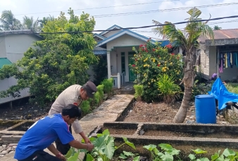 Polsek Enok Gerakkan Pekarangan Produktif, IPTU Parsaulian: Langkah Kecil Dukung Asta Cita