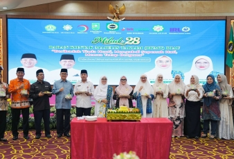 Milad ke-28, BKMT Riau Launching Sekolah Lansia
