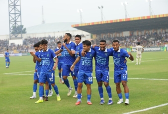 PSPS Pesta Gol Atas Persiku, Kokoh di Puncak Klasemen